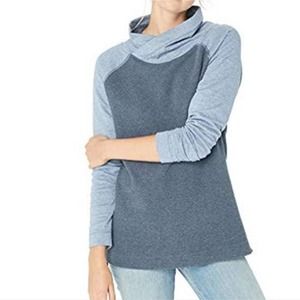 Columbia Winter Dream pullover Size small